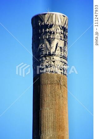 昭和14年に建てられた高さ37.5 mのコンクリート製『煙突』【世界遺産・富岡製糸場】 111247933