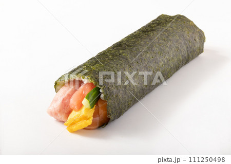 海鮮恵方巻(まぐろたたき マグロ鉄火 いくら サーモン) 海鮮恵方巻(まぐろたたき マグロ鉄火 いくら サーモン) 111250498