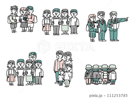 社会見学や工場見学に向かう子供達や学生、家族のイラストセット 111253785