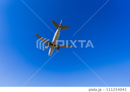 《飛行機》エンブラエル Embraer E-Jet E170 111254041