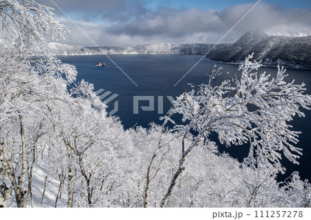 霧氷は美しい摩周湖 霧氷は美しい摩周湖 111257278