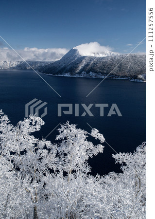 霧氷は美しい摩周湖 111257556