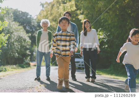 5 years old & 7 years old 5 years old & 7 years old 111260269