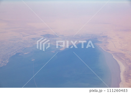 中東クウェート付近の空撮 111260483