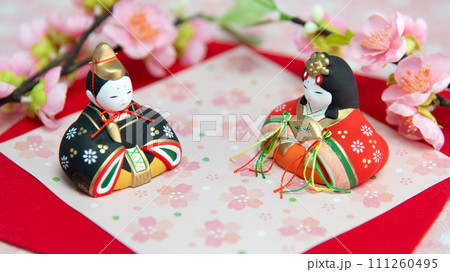 ひな祭りイメージ 111260495