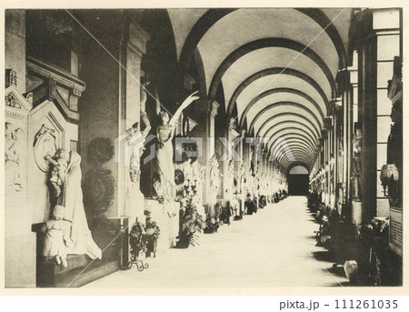 ジェノヴァ　スタリェーノ墓地 111261035