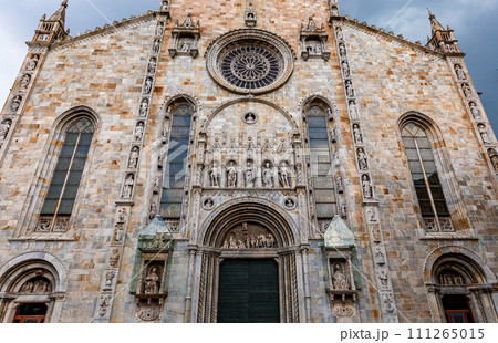 church of the duomo, Como, italy 111265015