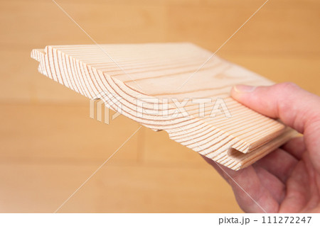 無垢(単層)フローリング　特徴　見分け方 111272247