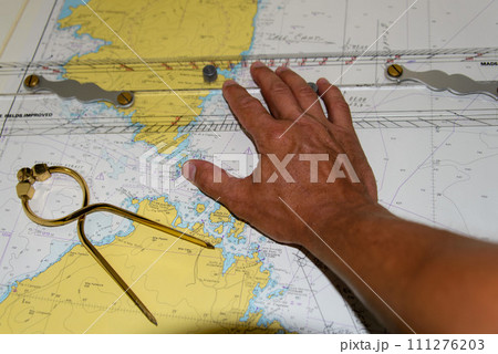 Navigational equipment Navigational equipment 111276203