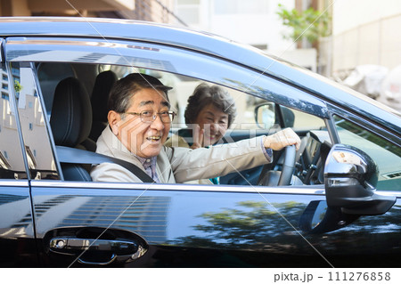 ドライブ 運転 シニアドライバー ドライブ 運転 シニアドライバー 111276858