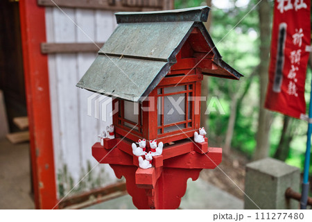 伊豫稲荷神社の灯籠 伊豫稲荷神社の灯籠 111277480