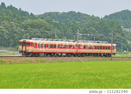 北陸本線 大聖寺ー牛ノ谷 JR西日本 キハ58-477+キハ28-2360(富山) 北陸本線 大聖寺ー牛ノ谷 JR西日本 キハ58-477+キハ28-2360(富山) 111282340