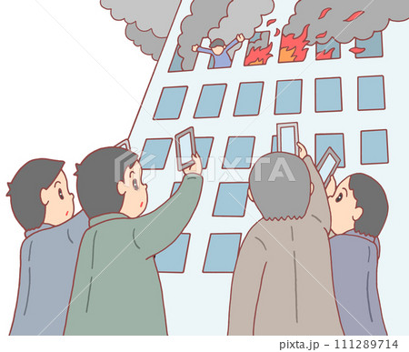 社会問題 - 火災現場・スマホ撮影・見物人・道徳心欠如 111289714