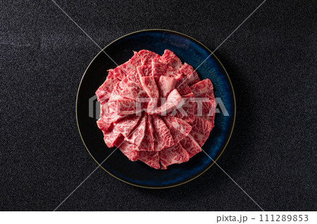 牛肉　ミスジ　特上カルビ　俯瞰 111289853