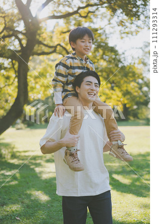 7 years old 111293314