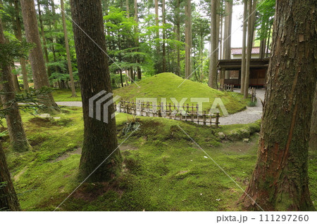 日用苔の里　石川県小松市日用町 111297260