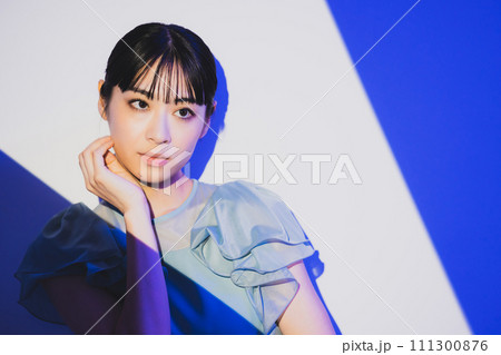 ファッションモデル ファッションモデル 111300876