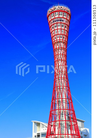 【兵庫県】改装後の神戸ポートタワー 111308513