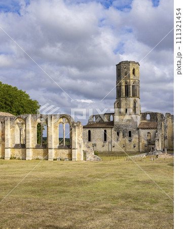 Grande-Sauve Abbey, UNESCO site, Benedictine monastery near La Sauve, Aquitaine, Gironde, France 111321454