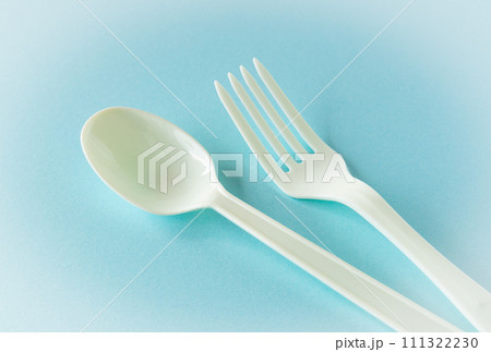 プラスチックスプーン　プラスチックフォーク　使い捨てスプーン　使い捨てフォーク　環境問題 111322230