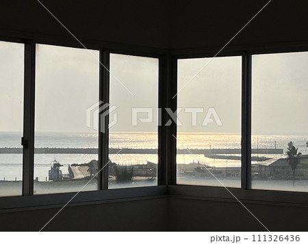海を臨む 海を臨む 111326436