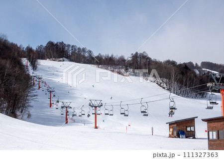 かたしな高原スキー場　群馬県片品村 111327363