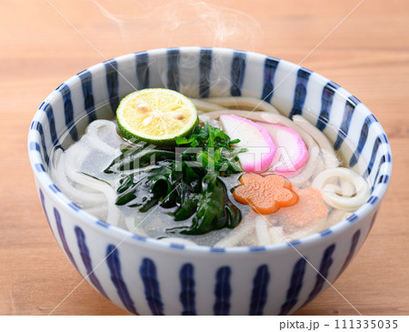 わかめうどん わかめうどん 111335035