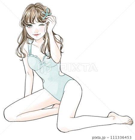 水着で座っている女性 111336453