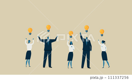 さまざまな男性と女性の上に電球があります。 さまざまな男性と女性の上に電球があります。 111337256