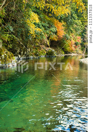 紅葉の名所　岐阜　多良峡森林公園 111337818