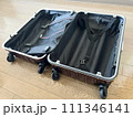 キャリーバッグの中身 111346141