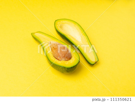 Avocado Isolated, Whole Avokado, Green Avocados Slice, Fresh Alligator Pear, Long Avocado Fruit Avocado Isolated, Whole Avokado, Green Avocados Slice, Fresh Alligator Pear, Long Avocado Fruit 111350621