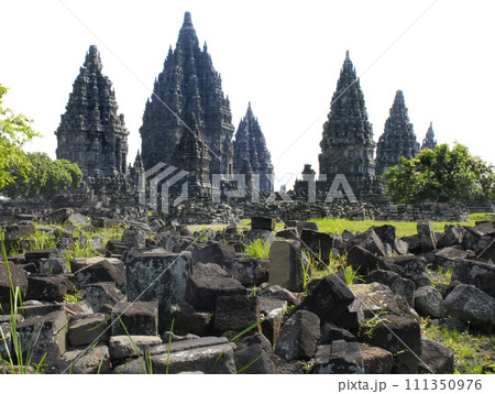 ボロブドゥール遺跡 111350976