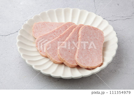 ランチョンミート 111354979