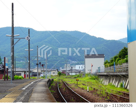 徳島線穴吹駅のホームにての写真素材 [111360326] - PIXTA 