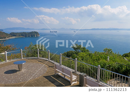 広島・大崎下島 歴史の見える丘公園からの眺望 広島・大崎下島 歴史の見える丘公園からの眺望 111362213