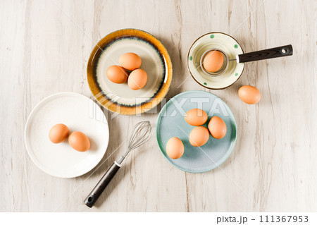 eggs in the package 111367953