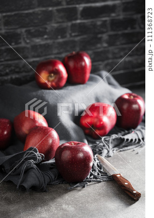 red apples on wooden background 111368723