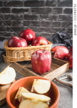 red apples on wooden background red apples on wooden background 111368732