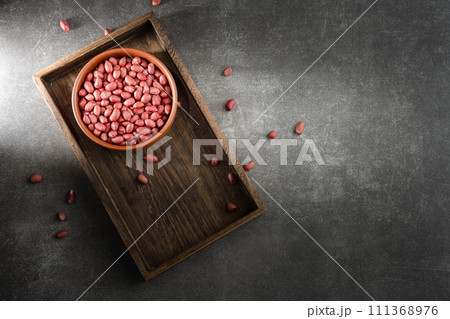 peanut peanut 111368976