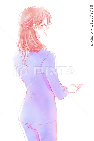 話しているビジネスパーソン 女性 話しているビジネスパーソン 女性 111372718