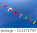 晴天の運動会の万国旗2 111372797