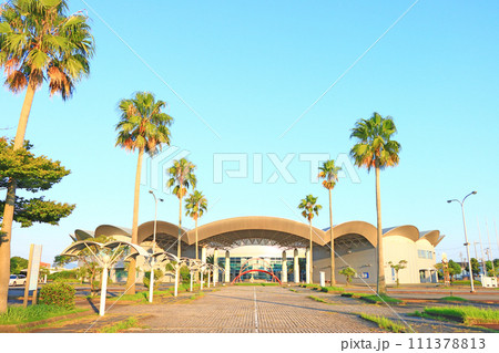 愛知県豊橋市、ライフポートとよはしの風景 111378813