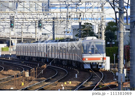 名鉄の通勤型電車(ステンレス製車両) 111381069