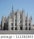 ミラノの大聖堂(ドゥオーモ/ファザード) ミラノの大聖堂(ドゥオーモ/ファザード) 111382843