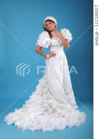 Beautiful ginger in a dress of Snow Queen 111386027