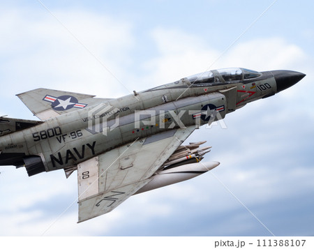 戦闘機のプラモデル 111388107