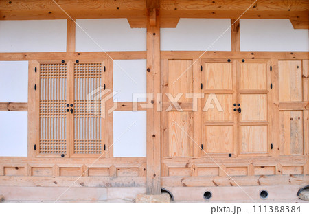 Door of Hanok Korean traditional house Door of Hanok Korean traditional house 111388384