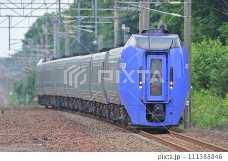 千歳線 植苗 JR北海道 キハ283系 スーパー北斗 千歳線 植苗 JR北海道 キハ283系 スーパー北斗 111388846