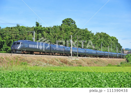 鹿児島本線　天拝山ー原田　JR九州　787系（南福岡）　つばめ 111390438